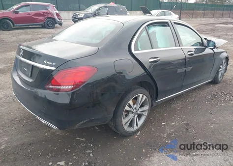 2021 Mercedes-Benz C 300 4Matic z USA, uszkodzony, nr VIN W1KWF8EB2MR618705